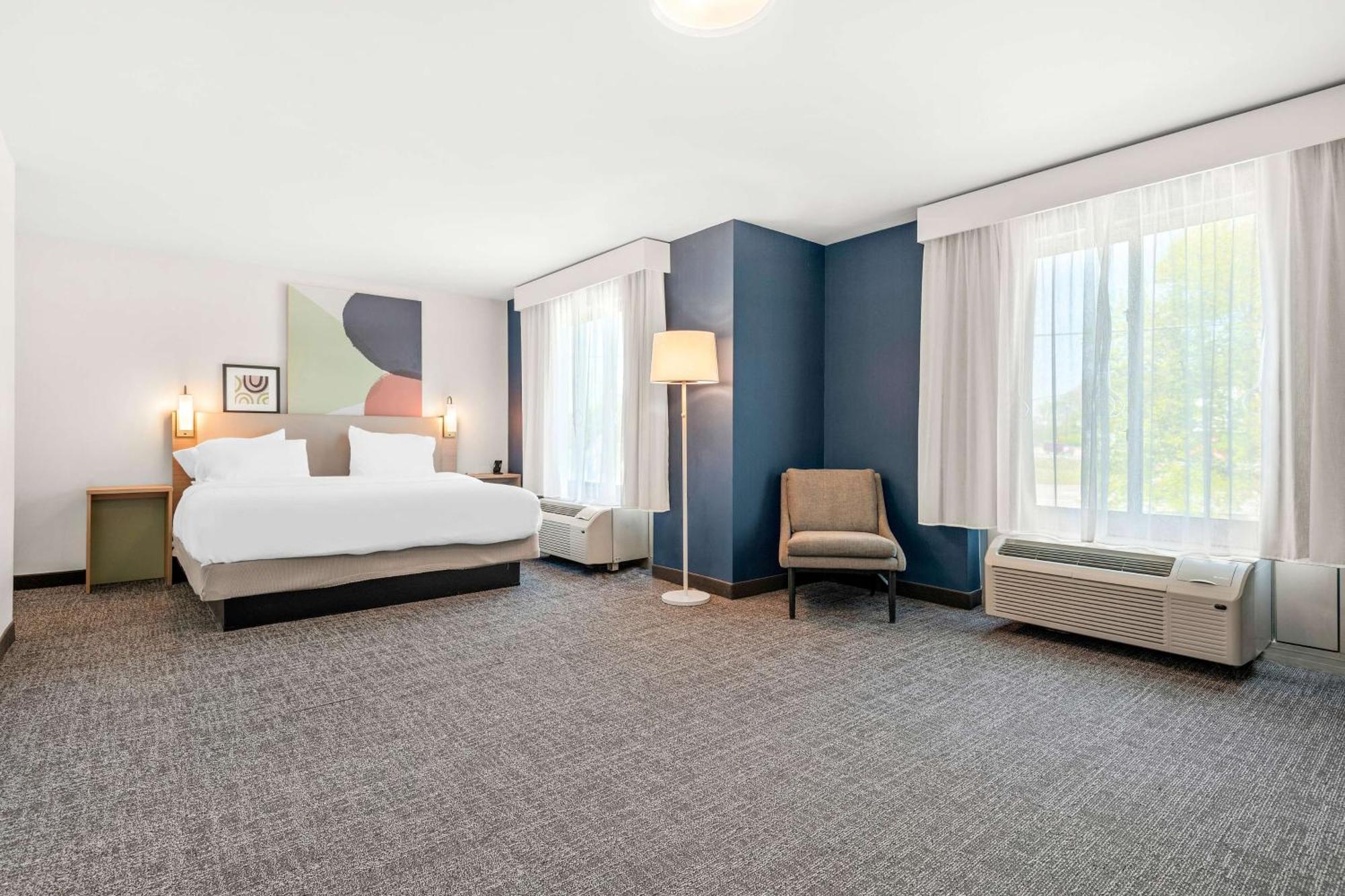 Spark By Hilton Exton Exteriér fotografie